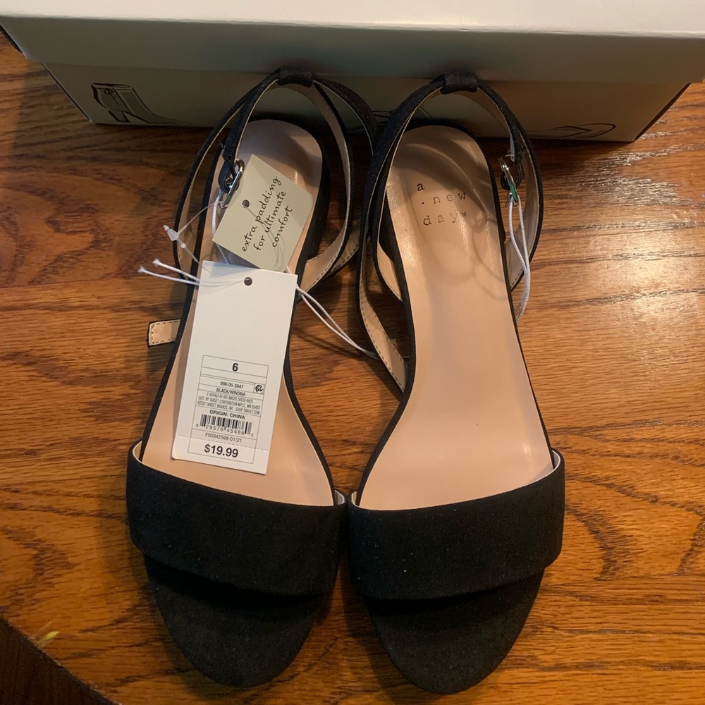 Women Sandals A New Day